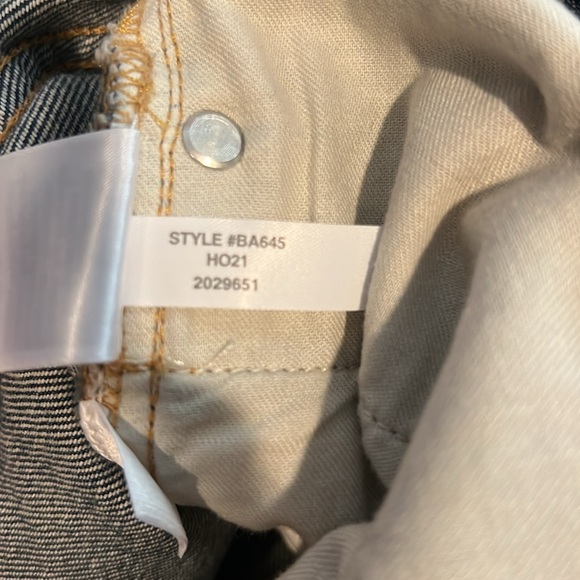 NWOT J. Crew Slouchy Boyfriend Jean 29Tall - Picture 3 of 8